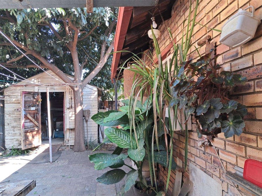 3 Bedroom Property for Sale in Oos Einde North West